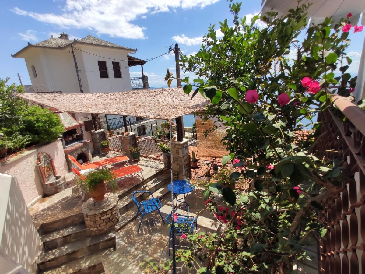 The Pagasetic Balcony - Magestic Sea Cottage Volos Exterior photo