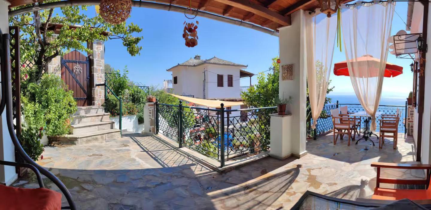 The Pagasetic Balcony - Magestic Sea Cottage Volos Exterior photo